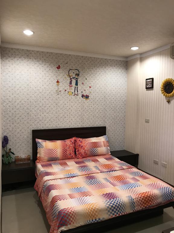 Hefeng Ting Homestay Хенгчун Экстерьер фото