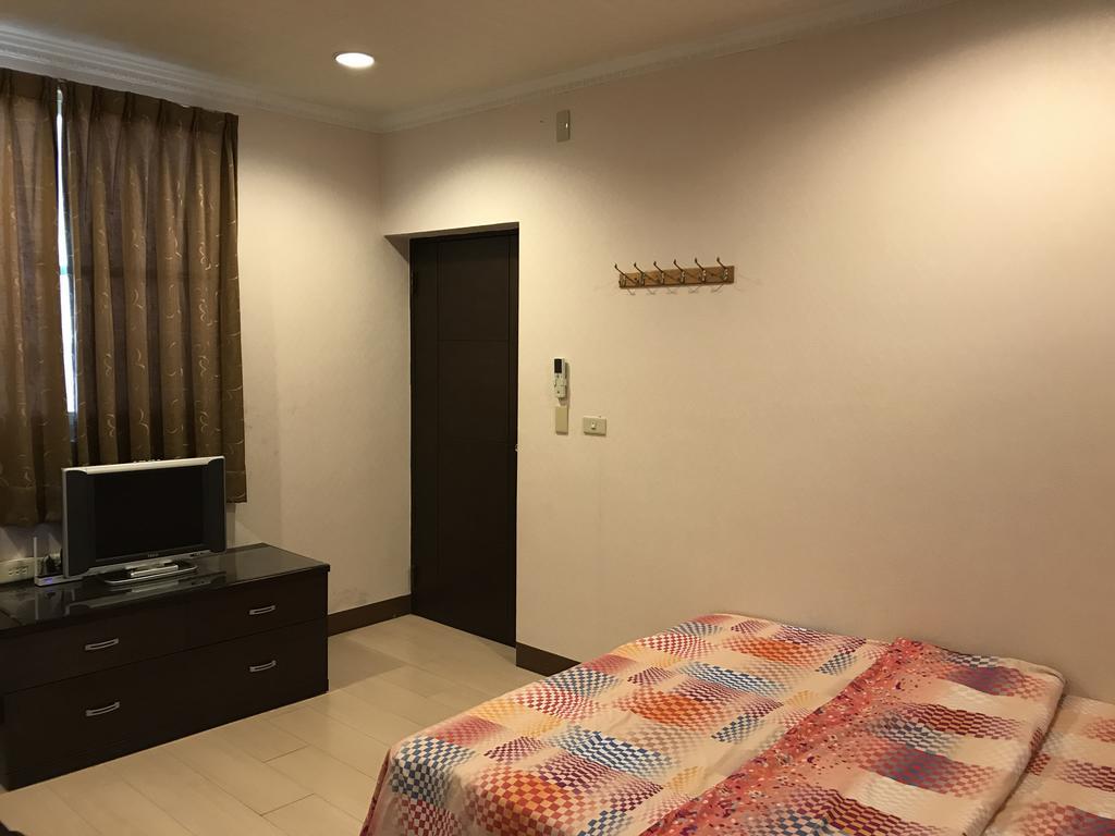 Hefeng Ting Homestay Хенгчун Экстерьер фото